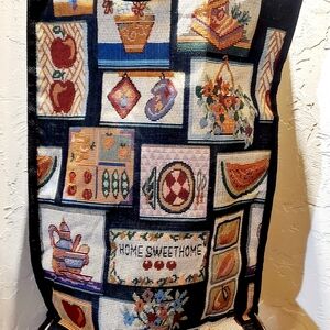 Jade  "Home Sweer Home" 24" Expandable Tapestry Bag w/Wheels& Stand